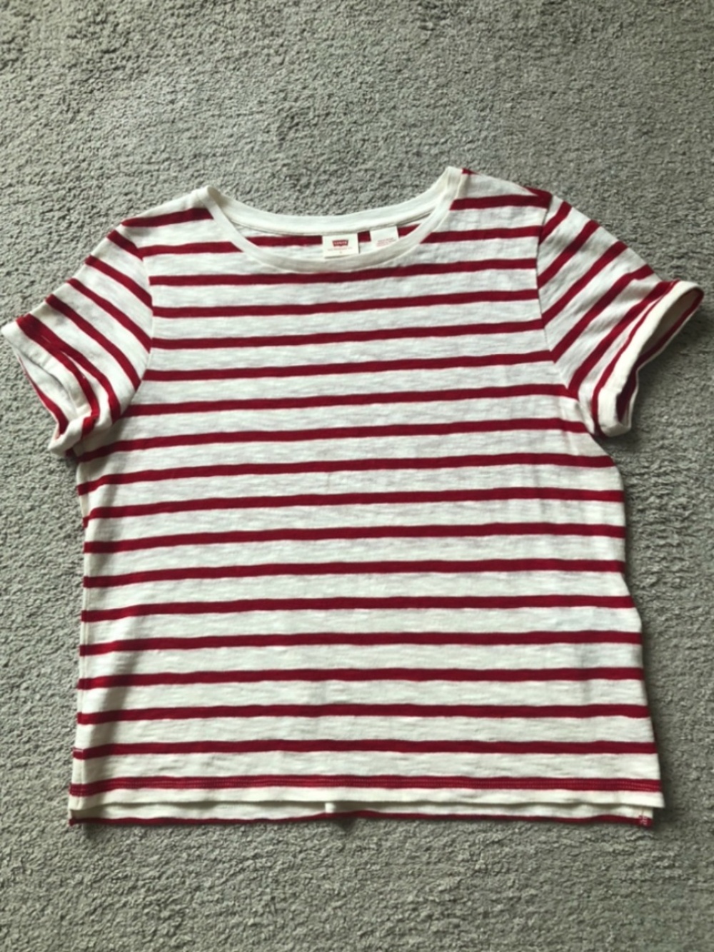 Levi’s Short Sleeve T-shirt. NWOT.